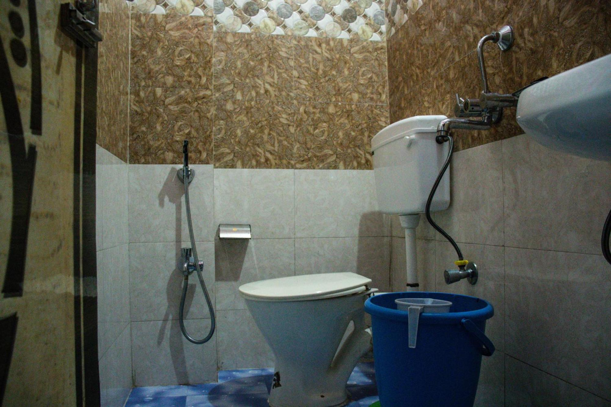 שילונג Promudini Guest House מראה חיצוני תמונה
